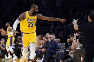 那不勒斯的 那不勒斯的