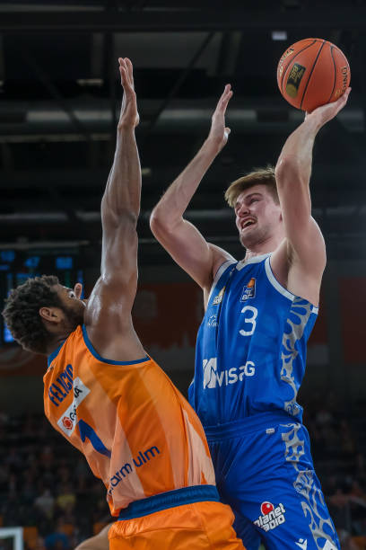 对于年轻球 对于年轻球