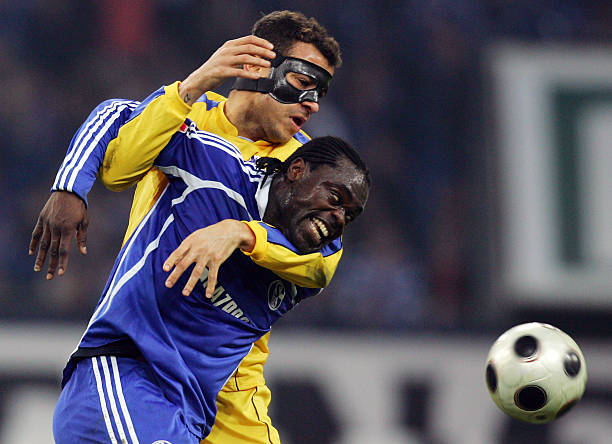 表现给人留 表现给人留