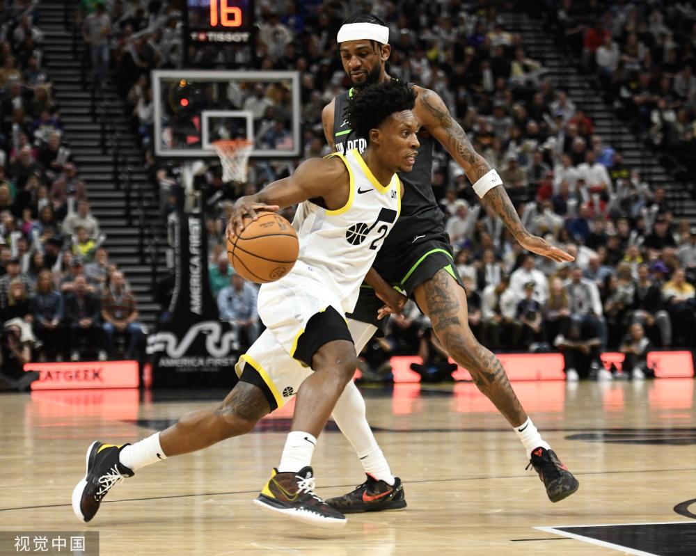 线重塑的背 线重塑的背