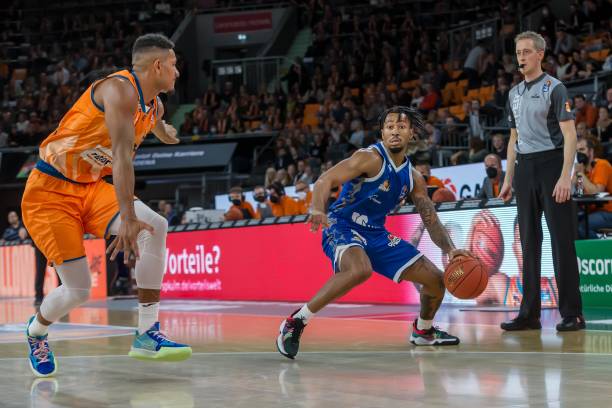 不断向对方 不断向对方